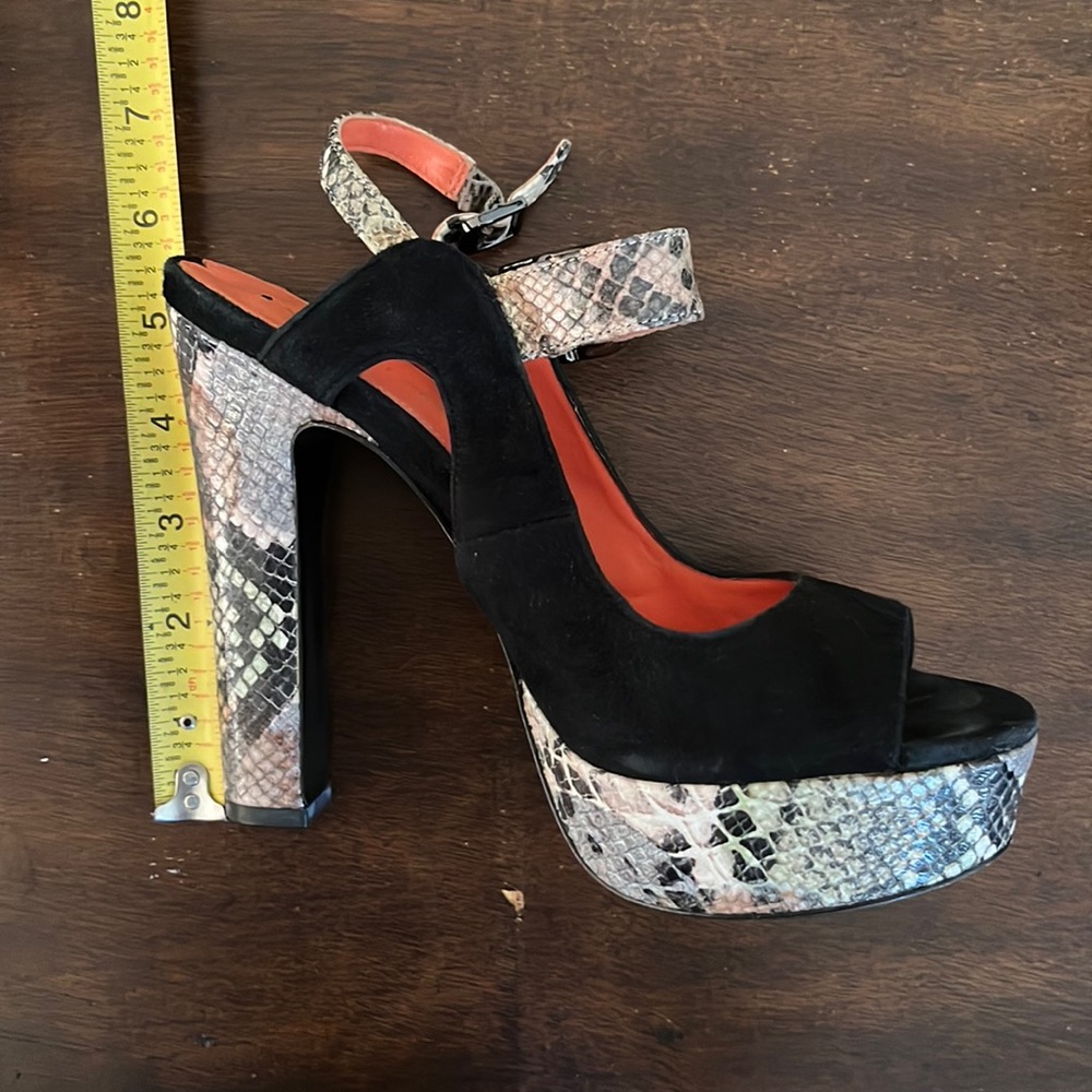 Via Spiga Platform Heels